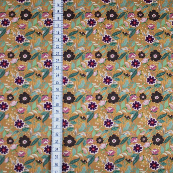 Baumwollwebware Blumenfeld auf ocker