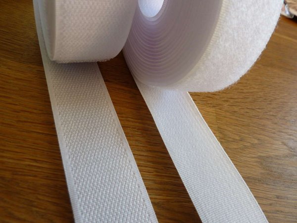 Klettband weiss 20mm / 0,25m pro Einheit