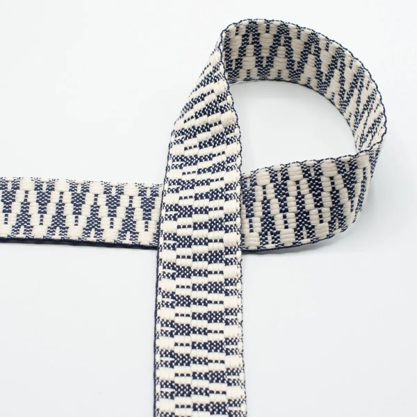 Gurtband 40mm Chevron wollweiss/navy